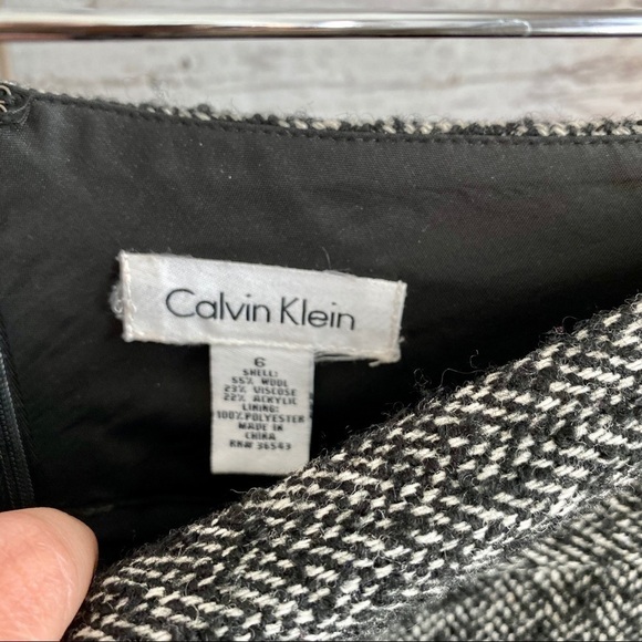 CALVIN KLEIN Tweed Black & White Pencil Skirt - Picture 4 of 4